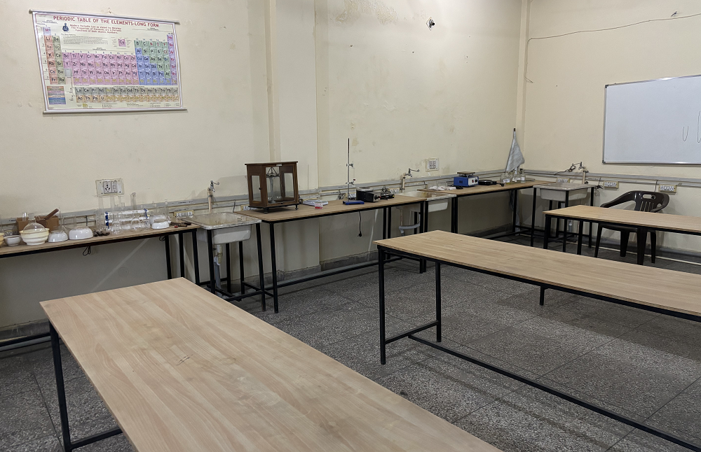Pharmaceutical Chemistry Laboratory